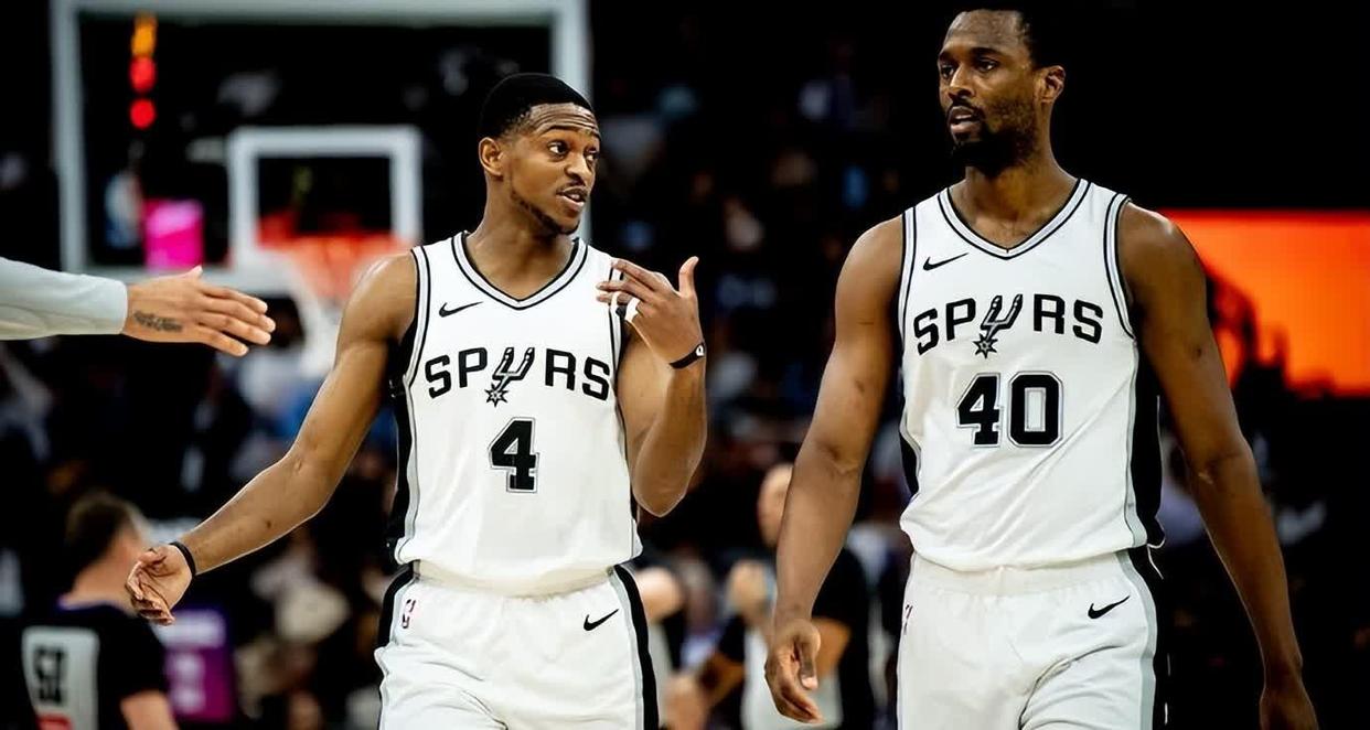 爱游戏下载-马刺碾压灰熊，拉文绝境逆转