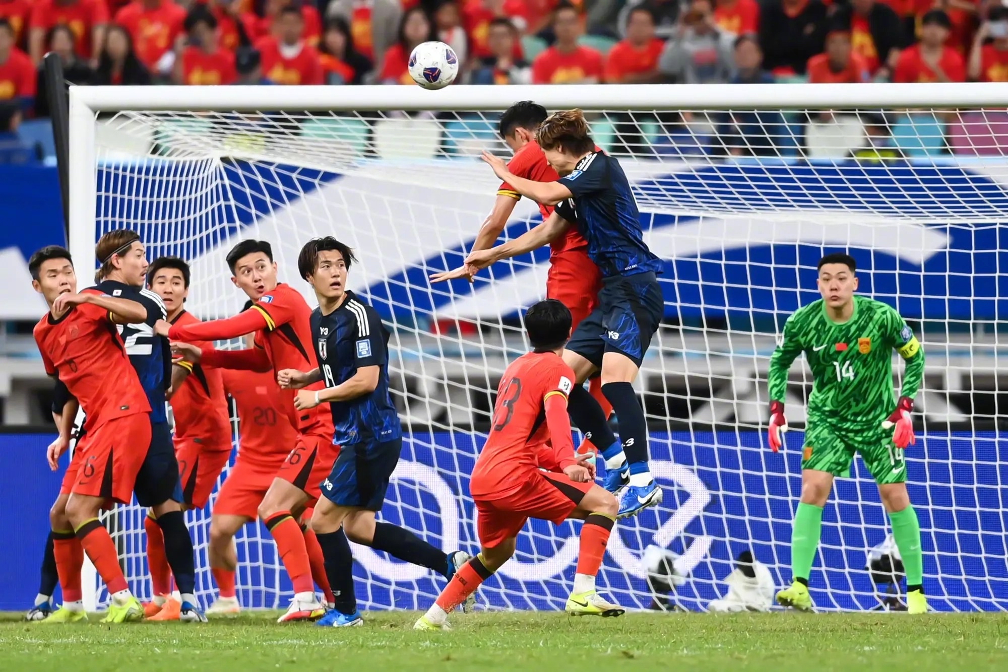 日本队鏖战泰国队，安赛龙统治全场