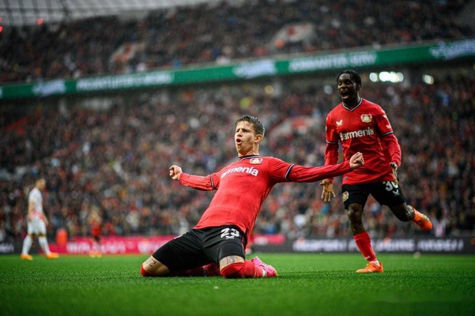 红牛二队轻取迈凯伦，阿隆索扛起全队