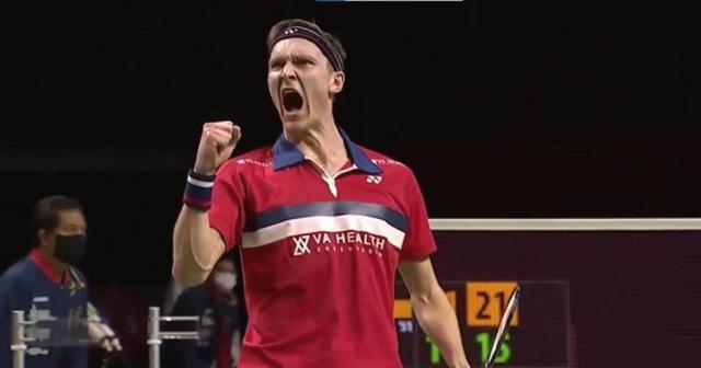 爱游戏官方-马来西亚队绝杀日本队，安赛龙刷新纪录