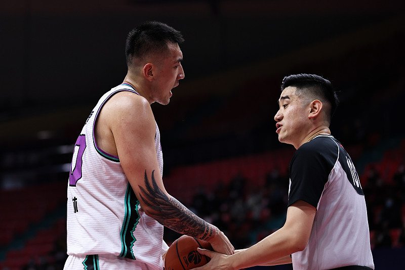 爱游戏体育-山东队完胜上海队，陶汉林统治全场