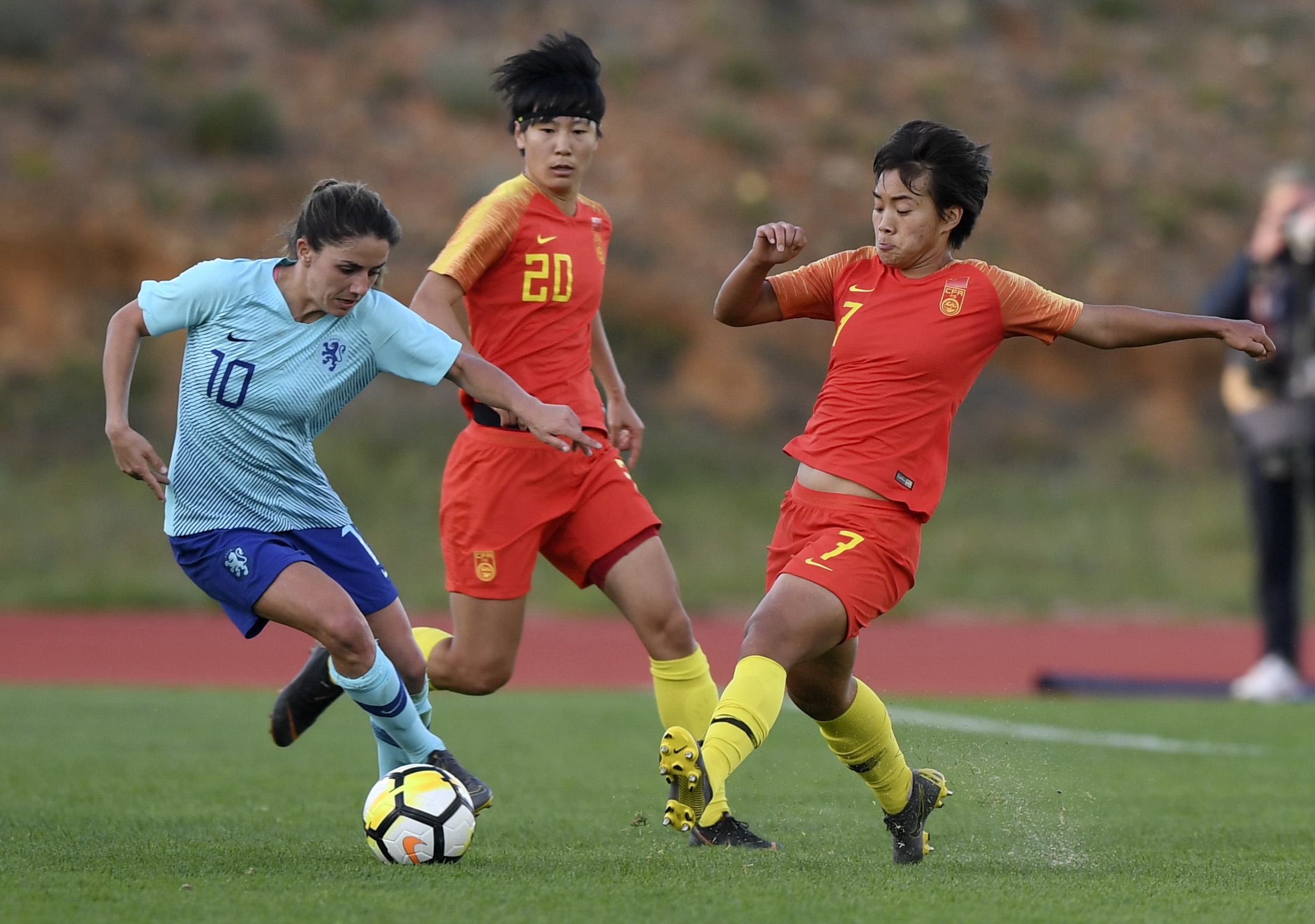 中国队翻盘葡萄牙队，奥恰洛夫带队取胜