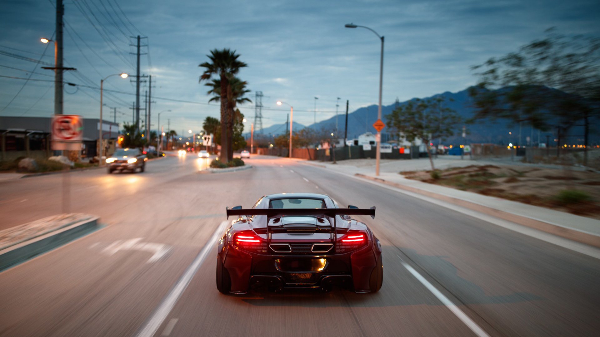 瞬息的王座与漫长的征途