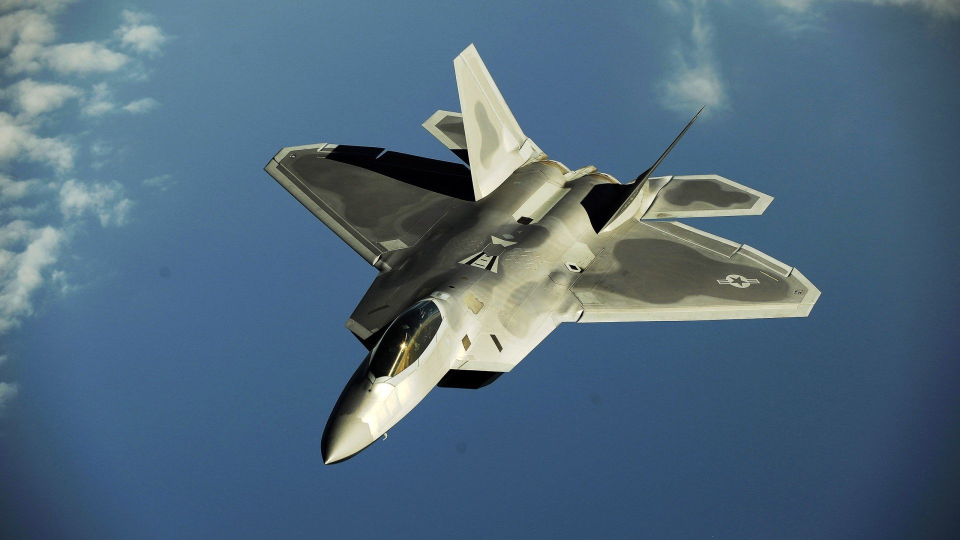 爱游戏入口-破局！莺歌40分掀起红色浪潮，北京主场上演中美篮球新维度的隔空对决