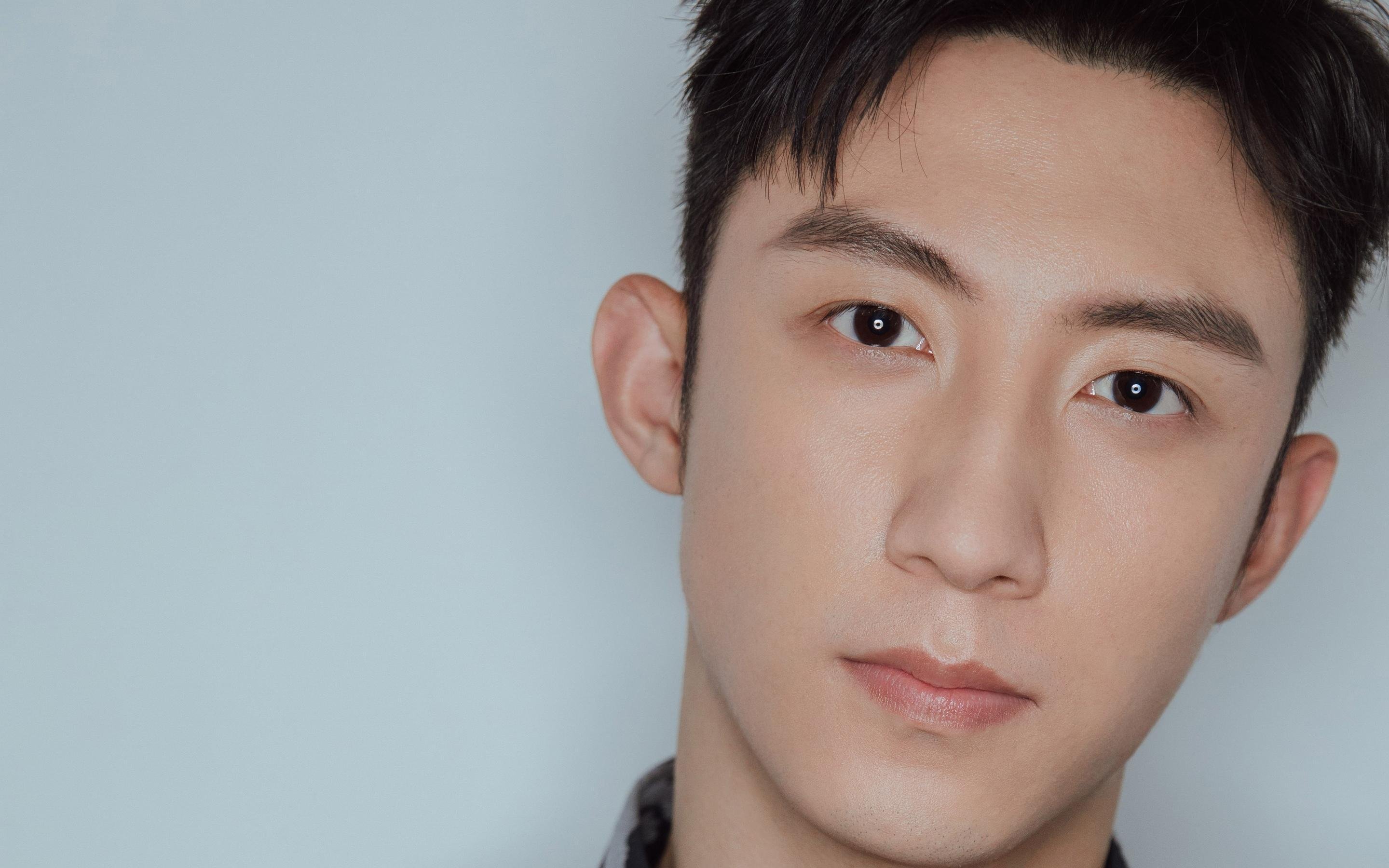 爱游戏在线-1.意甲焦点战之夜，亚洲之光刺穿黑暗，孙兴慜的胜负手时刻